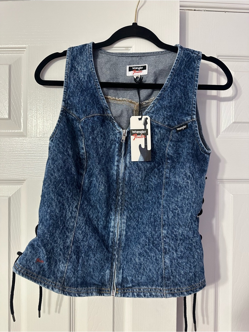 NWT Wrangler x Fender Lace-Up Denim Vest M